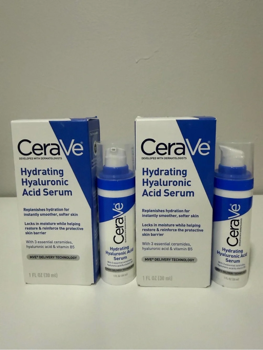 CeraVe Hydrating Hyaluronic Acid Serum 1oz - Lote de 2